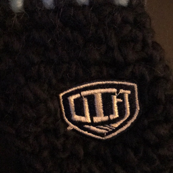 OTH - knit hat - Picture 2 of 2
